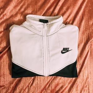 Cropped Nike zip-up